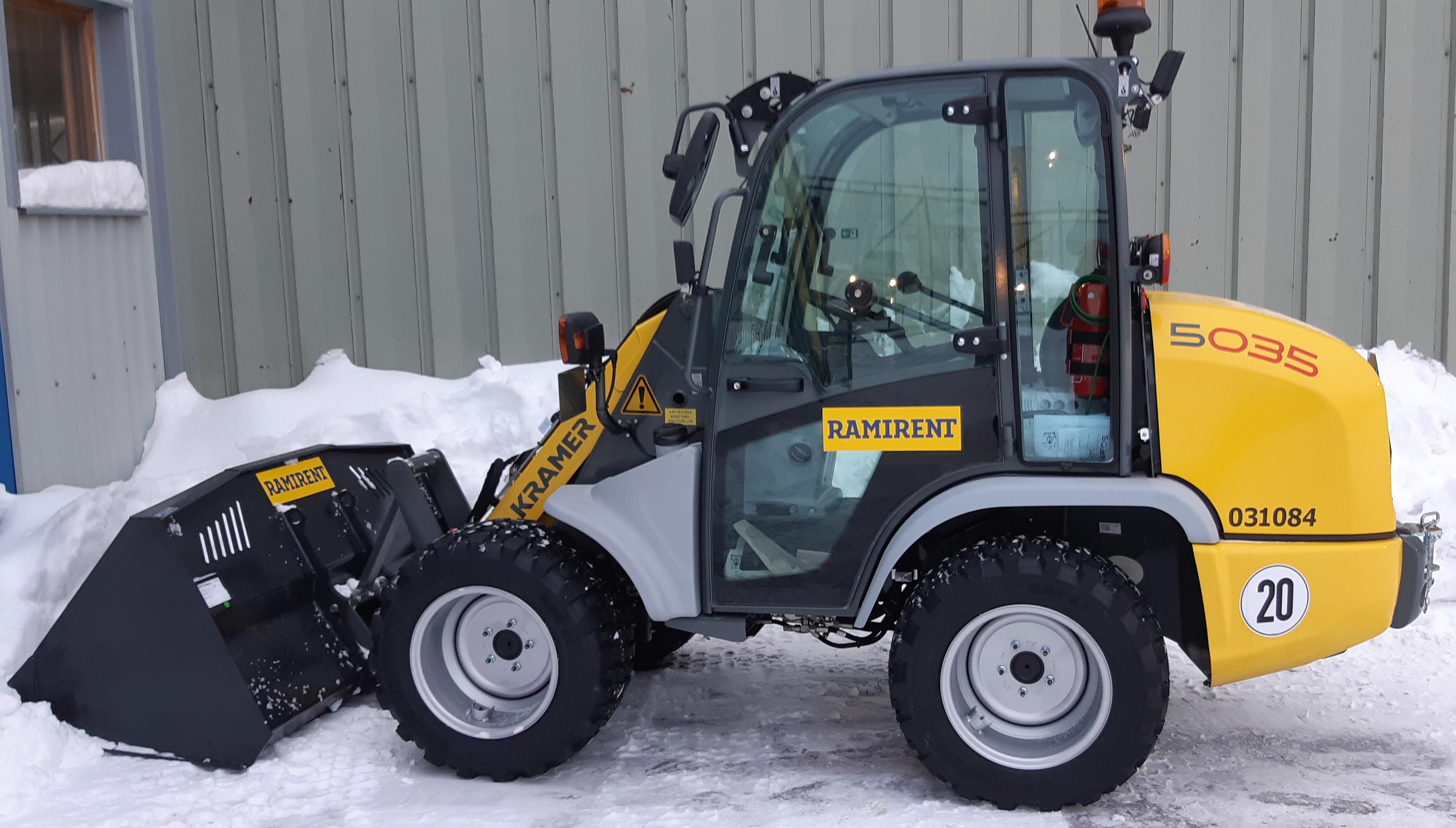 Kompaktlastare hjulburen 2T 4wd